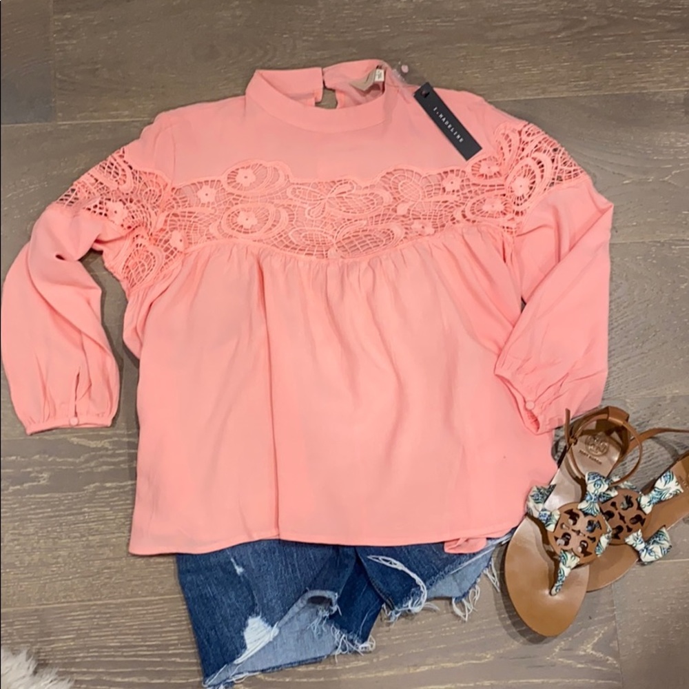 NWT I. Madeline Embroidered Top Size L